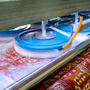 Halı yıkama makinesiyle halı temizliği